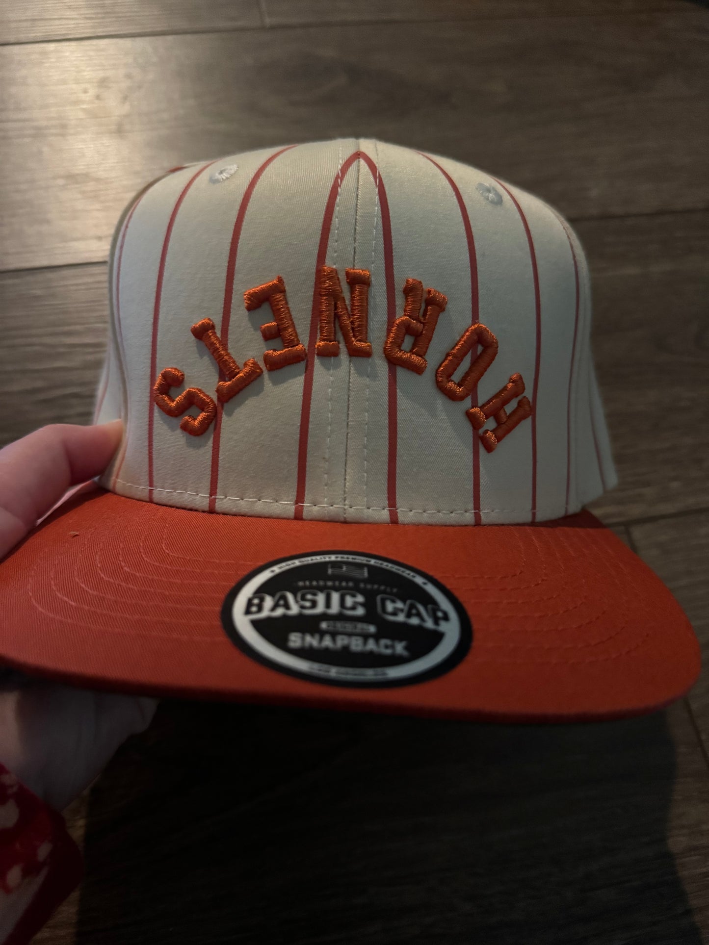 Reversed Hornet Cap